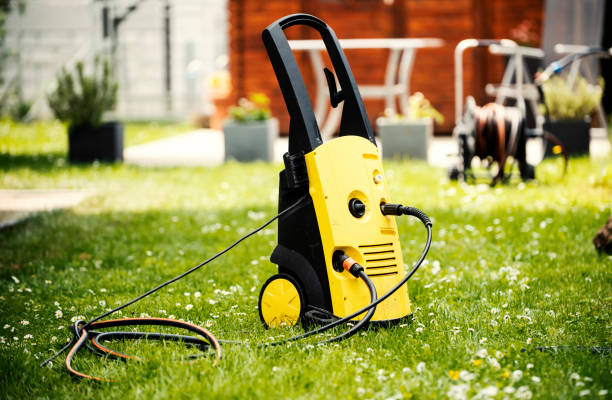 Best Driveway Pressure Washing  in Coos Bay, OR